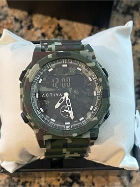 Activa X Invicta Men's Digital Watch - 47mm. Camouflage. Green (ACW2355-004) new